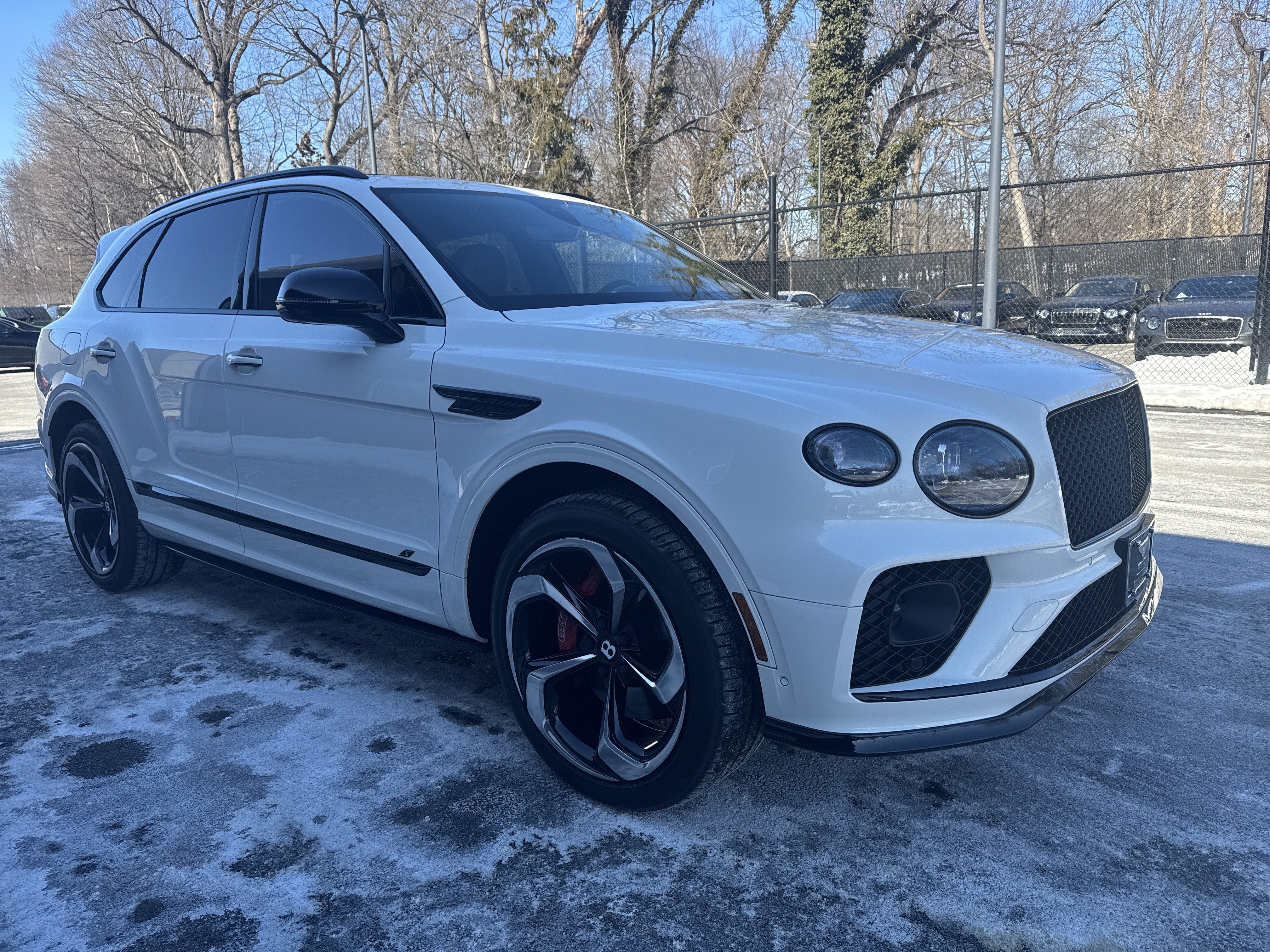 Used 2022 Bentley Bentayga S image 8
