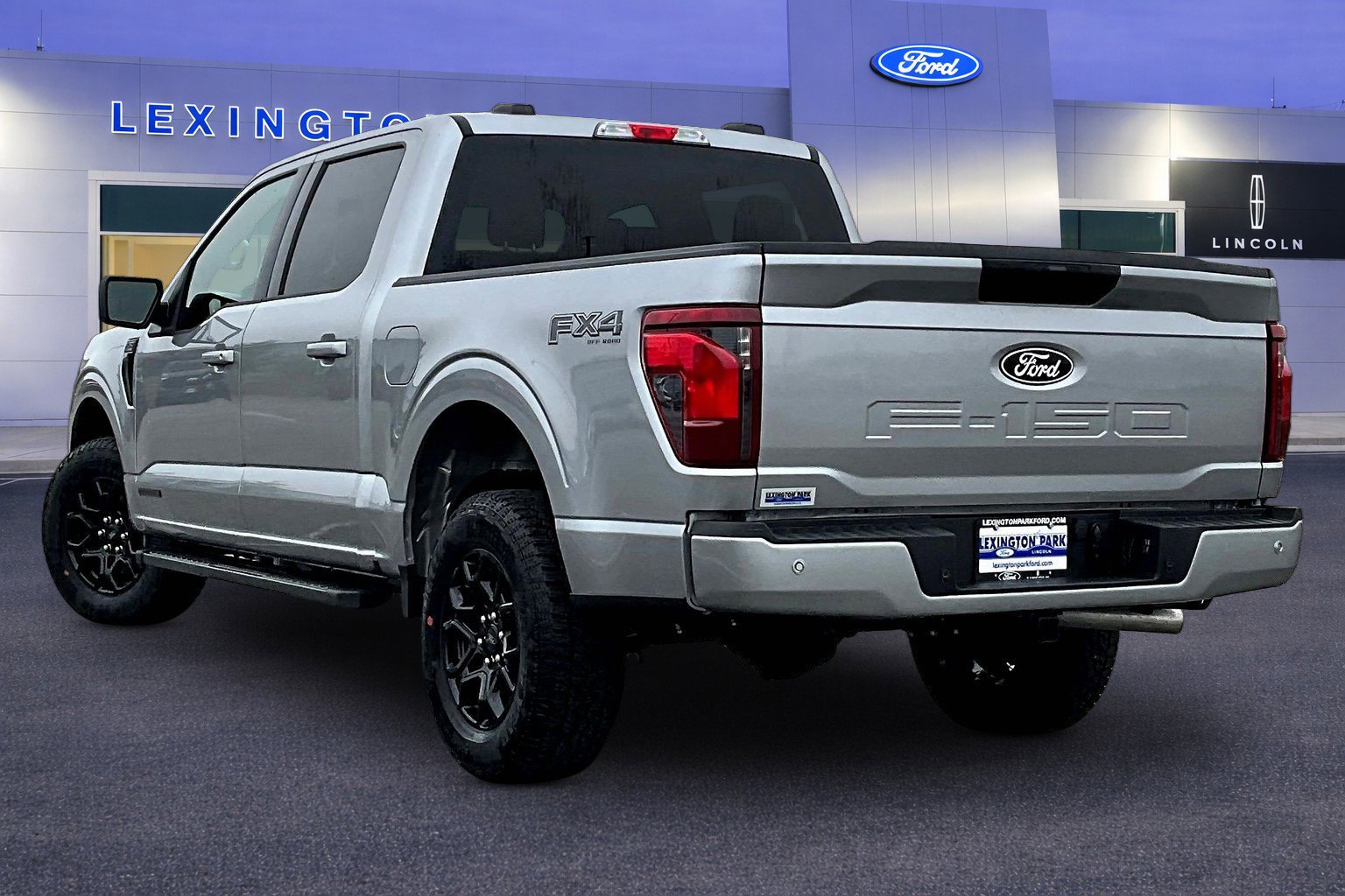 New 2026 Ford F150 XLT w/ FX4 Off-Road Package AWD/4WD image 3