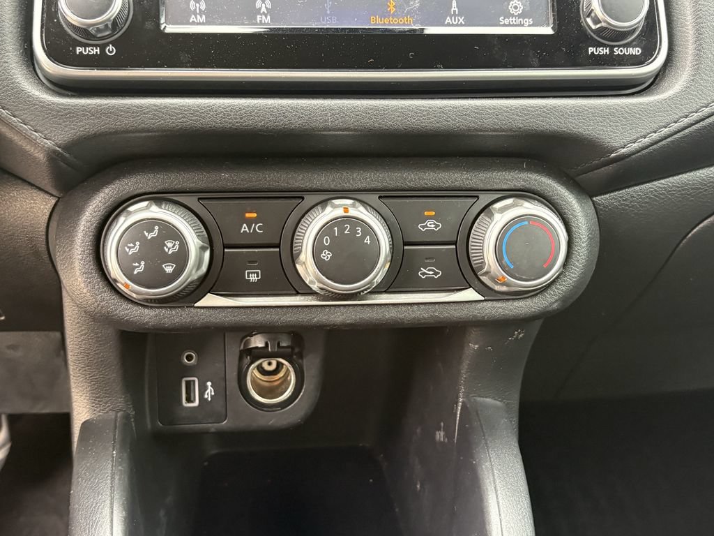 Used 2020 Nissan Versa S FWD image 18