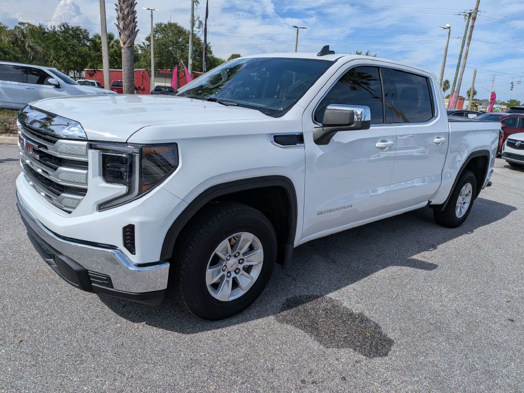 Certified 2024 GMC Sierra 1500 SLE RWD image 8