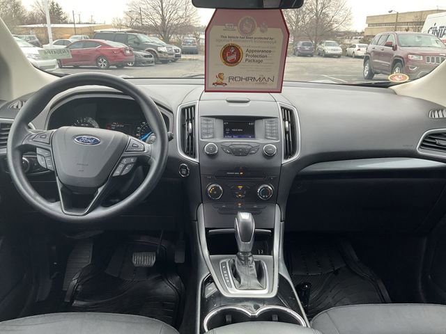 Used 2016 Ford Edge SE image 11