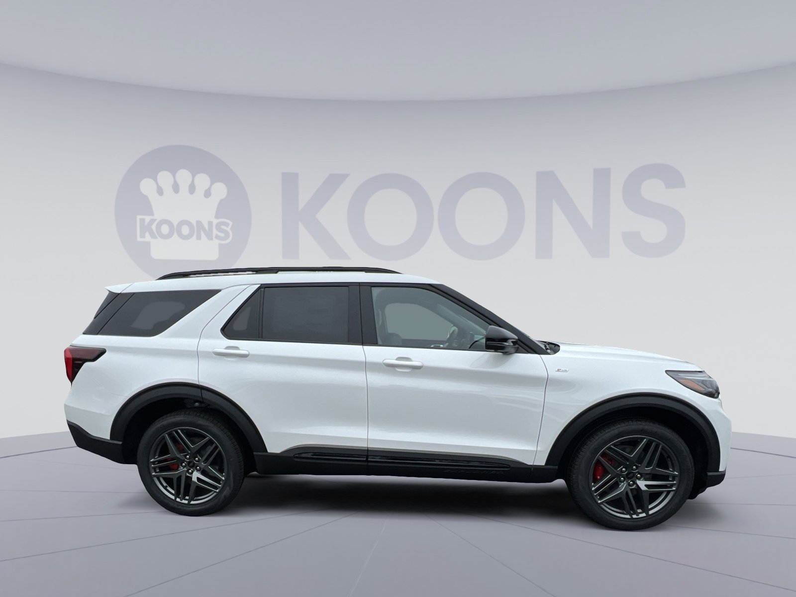 New 2026 Ford Explorer ST-Line w/ ST-Line Street Pack image 8