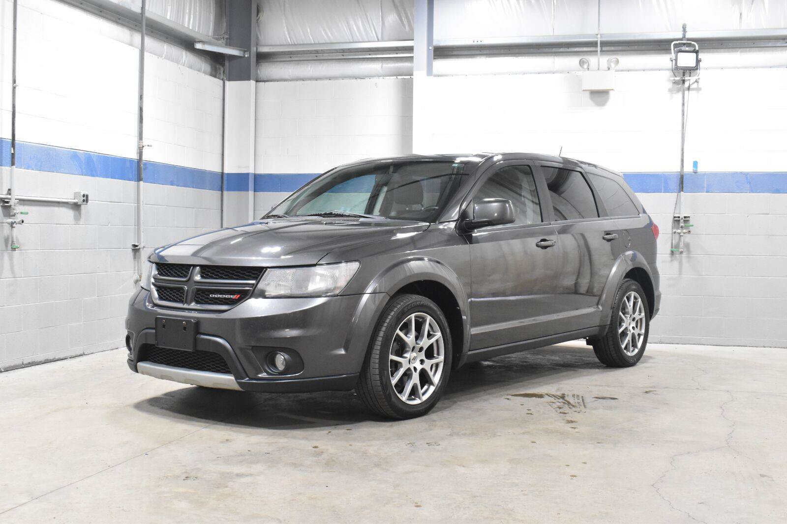 Used 2018 Dodge Journey GT w/ Driver Convenience Group FWD image 2