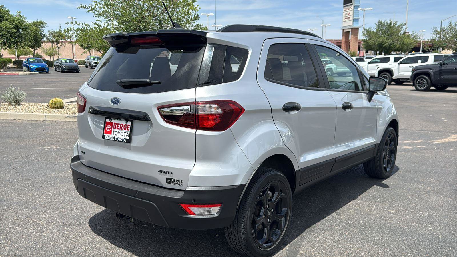 Used 2022 Ford EcoSport SES w/ Interior Protection Package AWD/4WD image 9