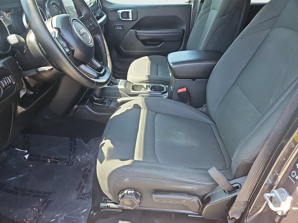 Used 2022 Jeep Wrangler Unlimited Sport AWD/4WD image 21