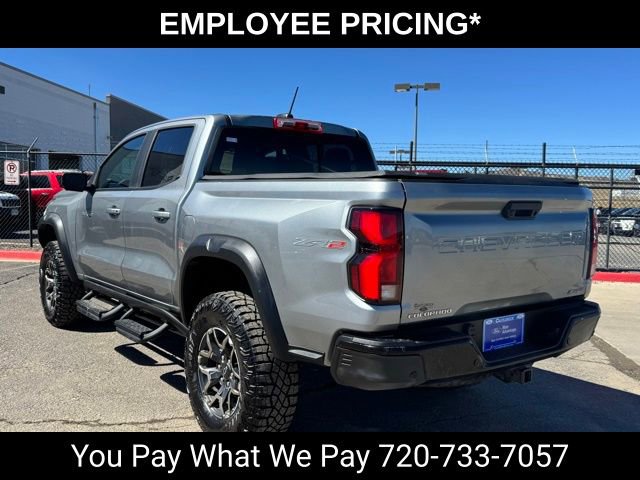 Used 2025 Chevrolet Colorado ZR2 w/ Technology Package AWD/4WD image 3