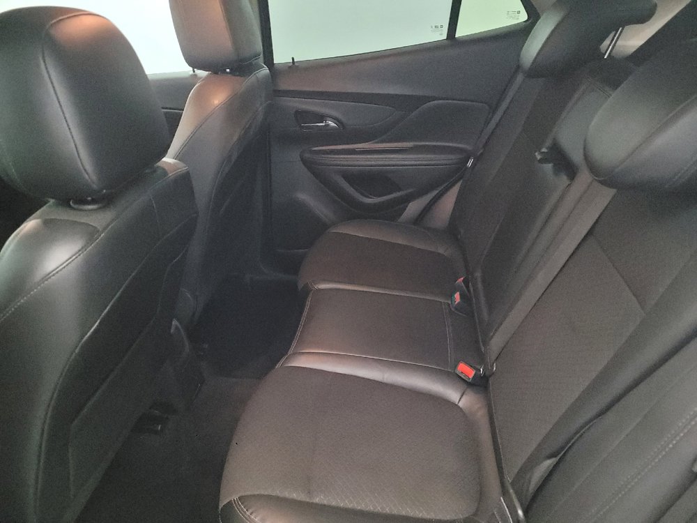 Used 2022 Buick Encore Preferred AWD/4WD image 18