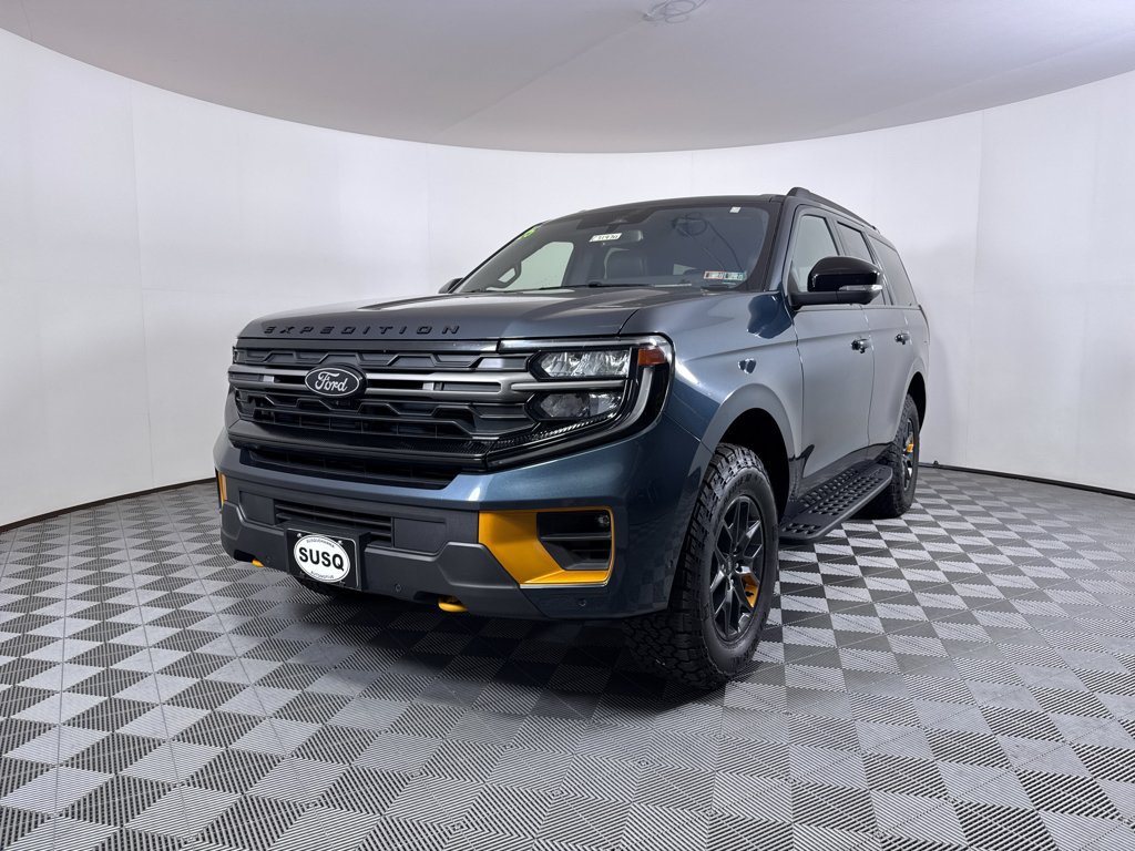 Used 2025 Ford Expedition Tremor AWD/4WD image 20
