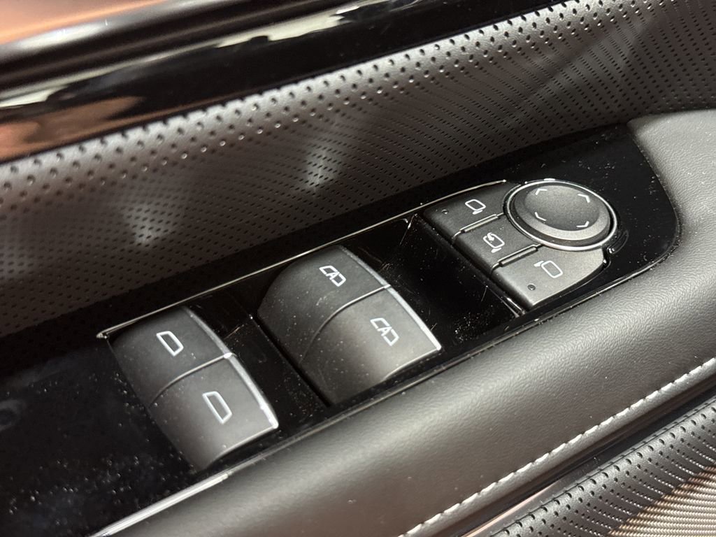 New 2025 GMC Sierra EV Denali image 36