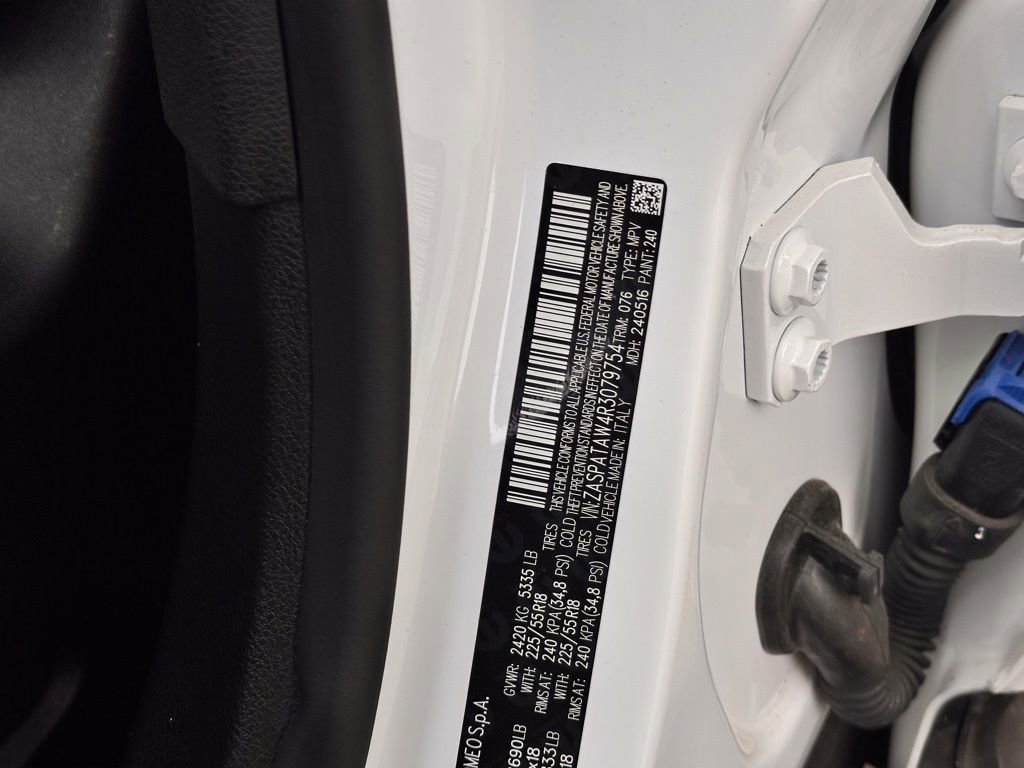 Used 2024 Alfa Romeo Tonale Sprint AWD/4WD image 30