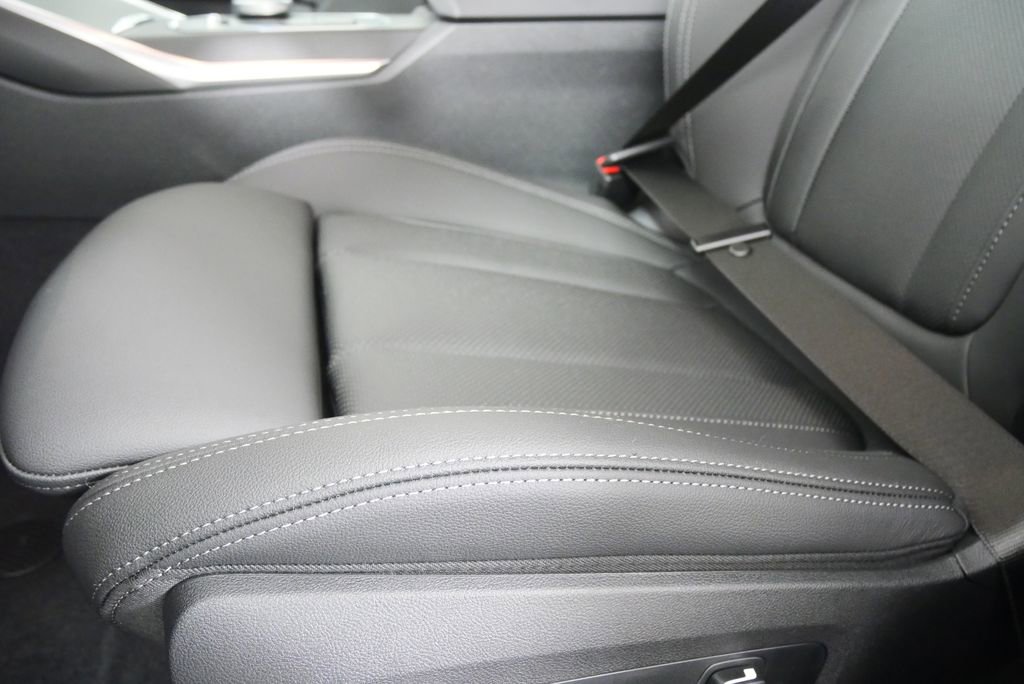 New 2026 BMW i4 eDrive40 w/ Premium Package image 9