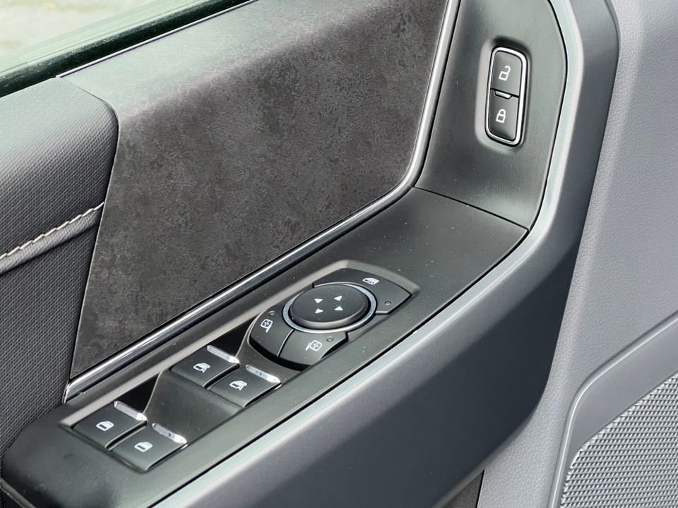 Certified 2024 Ford F150 XLT w/ Mobile Office Package image 18