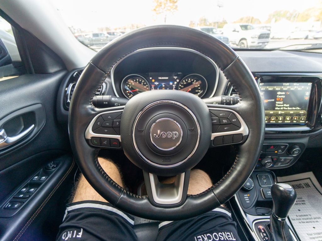 Used 2018 Jeep Compass Limited w/ Navigation Group image 20