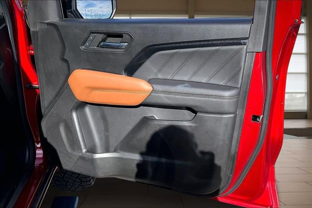 Used 2023 GMC Canyon AT4 w/ AT4 Premium Package image 25