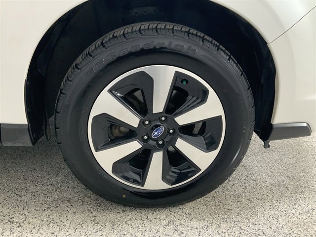 Used 2018 Subaru Forester 2.5i Premium AWD/4WD image 14