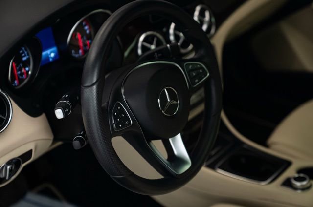 Used 2018 Mercedes-Benz CLA 250 4MATIC image 10