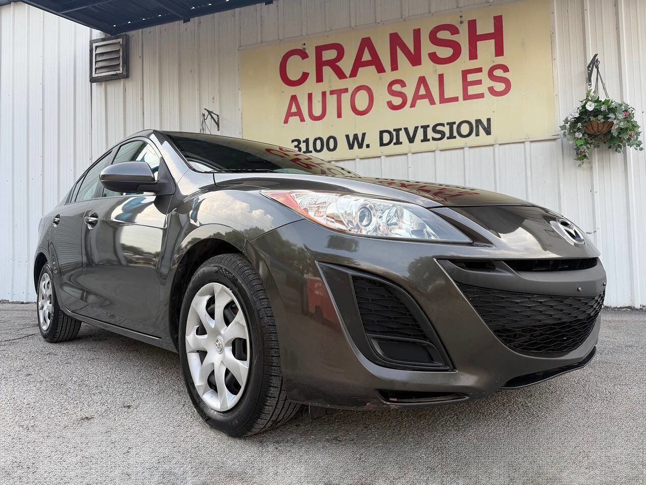 Used 2010 MAZDA MAZDA3 i Touring FWD image 1
