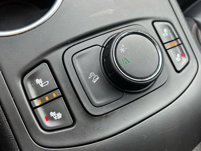 Used 2018 GMC Terrain SLT w/ Preferred Package image 32