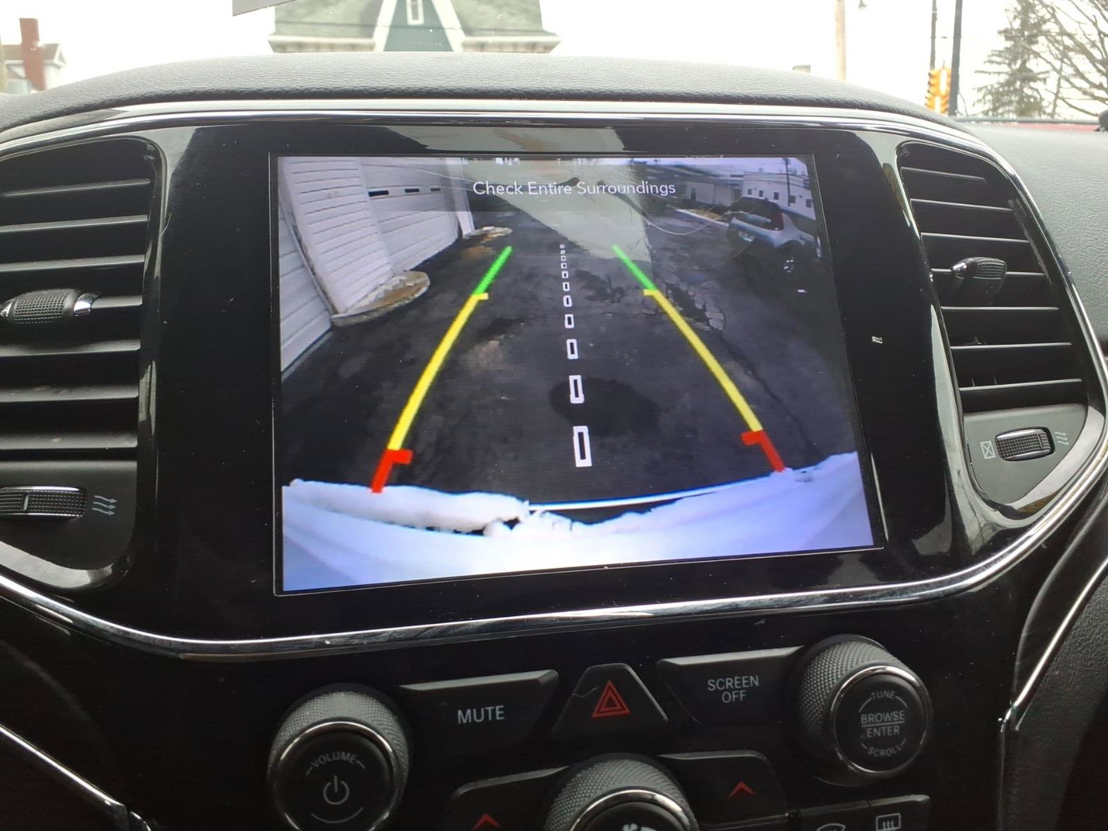 Used 2020 Jeep Grand Cherokee Limited image 26