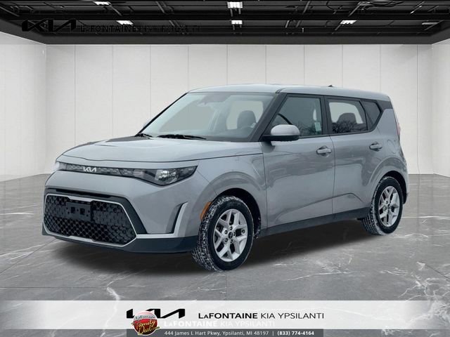 Used 2023 Kia Soul LX w/ Option Group 015