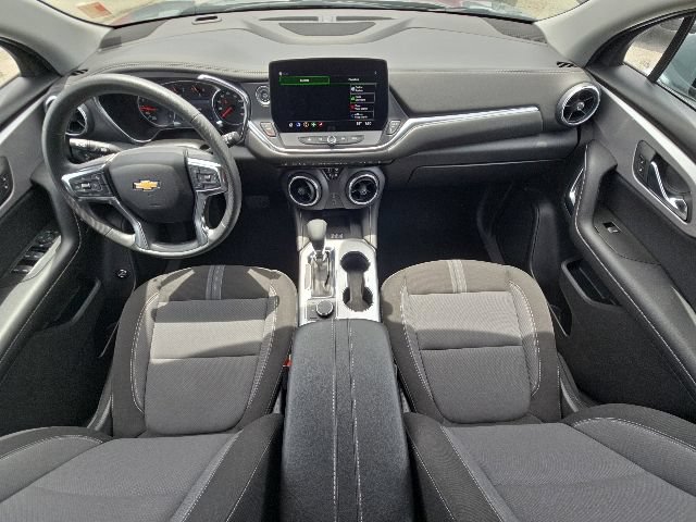 Used 2025 Chevrolet Blazer LT w/ Convenience Package FWD image 35