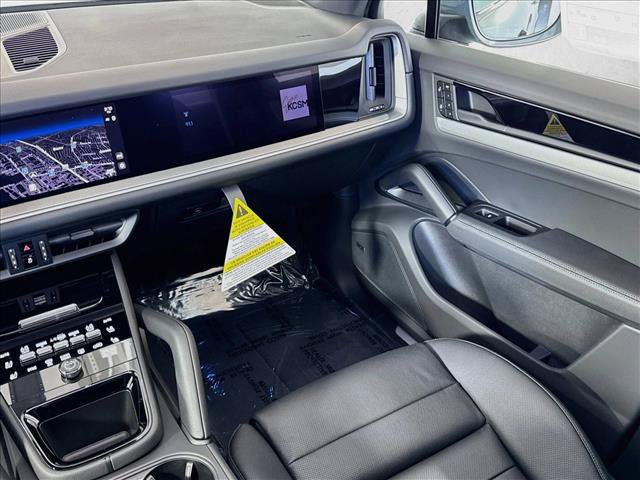 New 2026 Porsche Cayenne AWD/4WD image 20