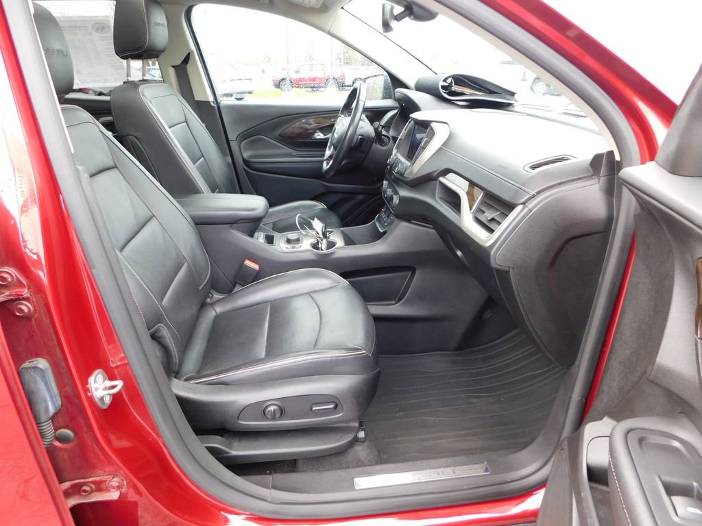 Used 2019 GMC Terrain Denali w/ Driver Alert Package II image 17