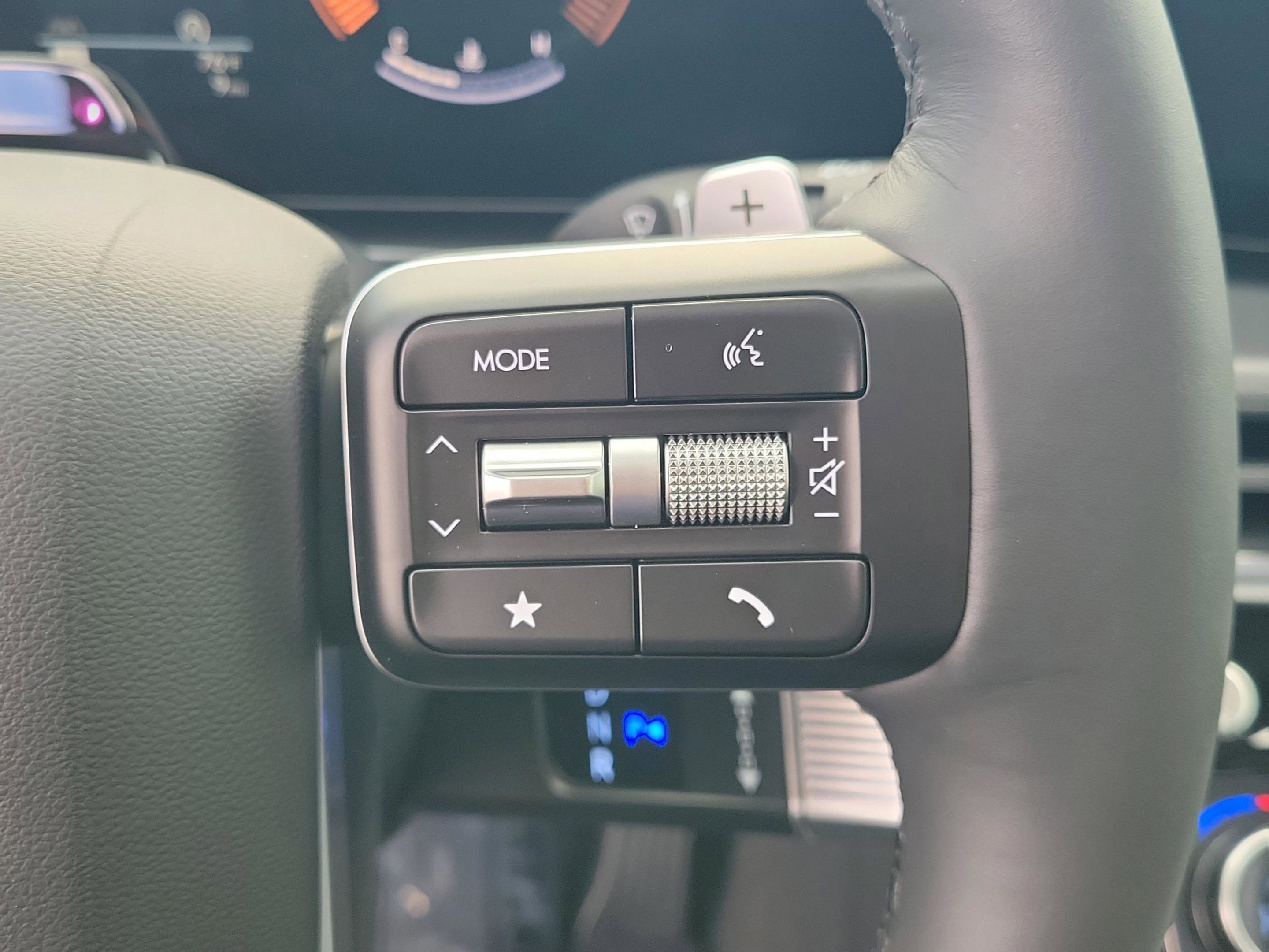 New 2026 Hyundai Santa Fe XRT image 28