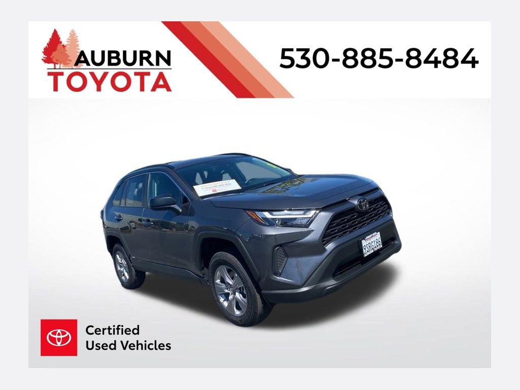 Certified 2025 Toyota RAV4 LE AWD/4WD image 1