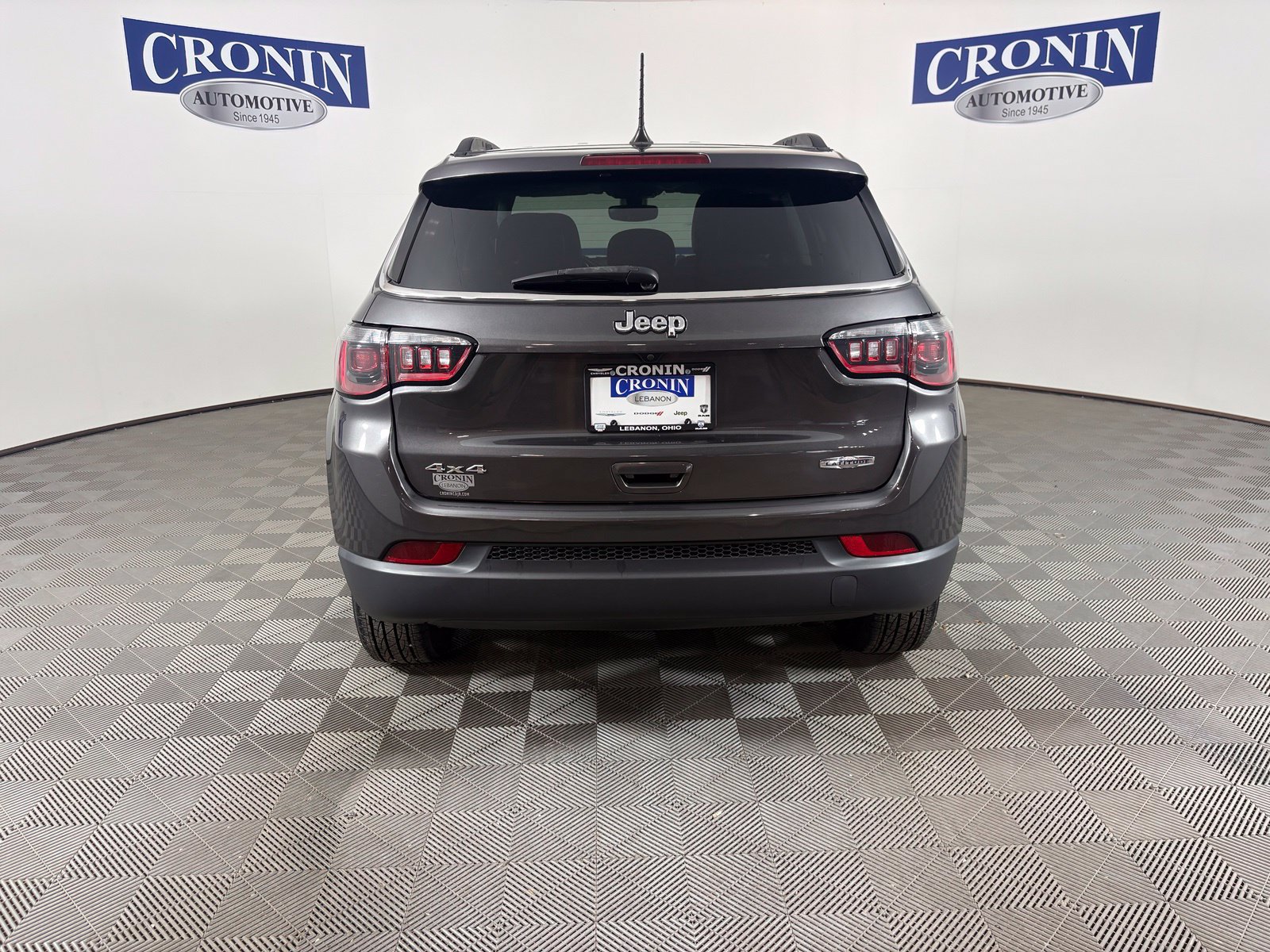 Used 2020 Jeep Compass Latitude AWD/4WD image 29