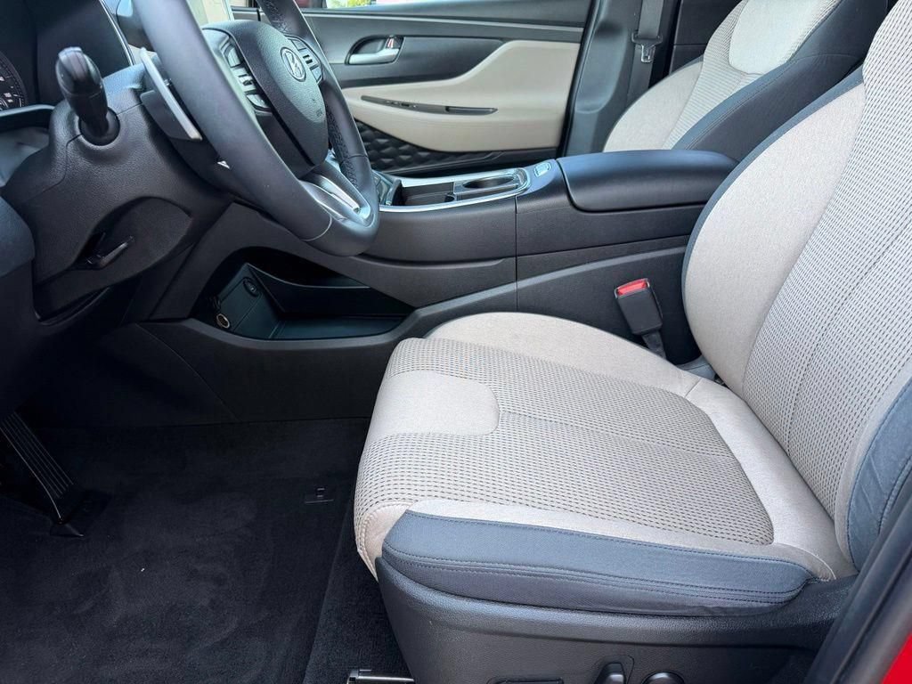 Used 2023 Hyundai Santa Fe SEL FWD image 10