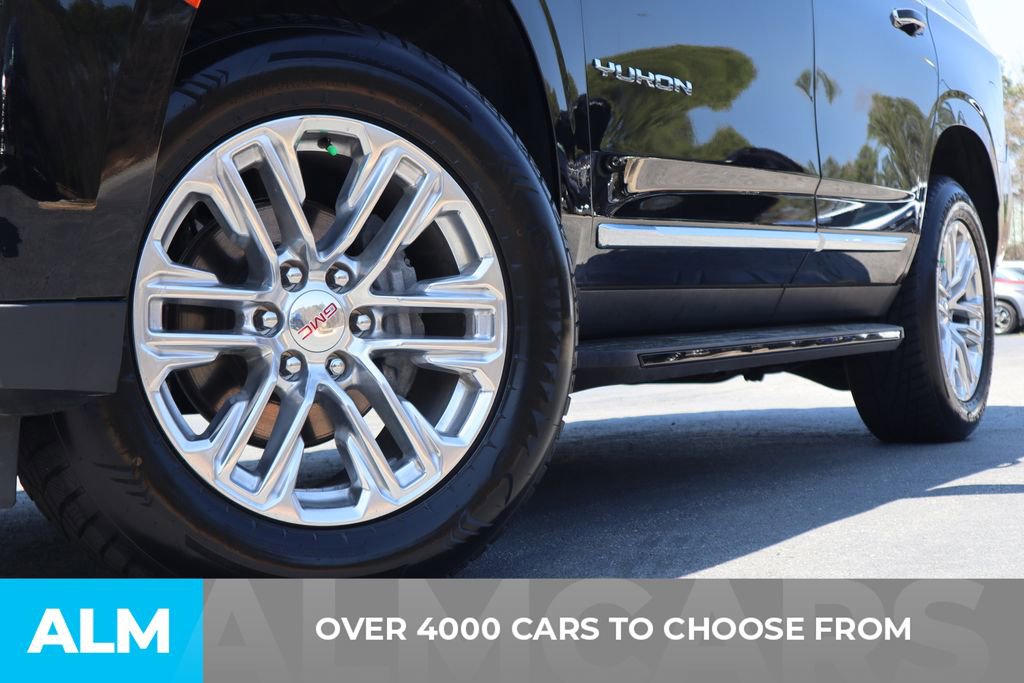 Used 2023 GMC Yukon SLT w/ SLT Premium Package AWD/4WD image 3