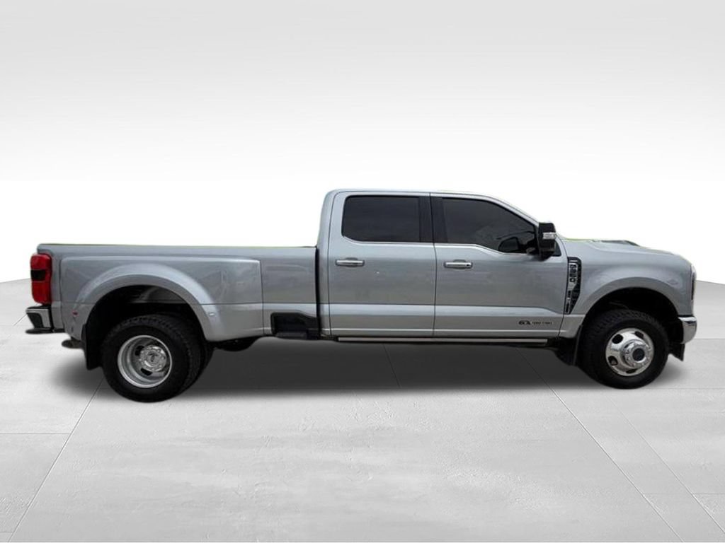 Used 2024 Ford F350 Lariat w/ Lariat Ultimate Package AWD/4WD image 6