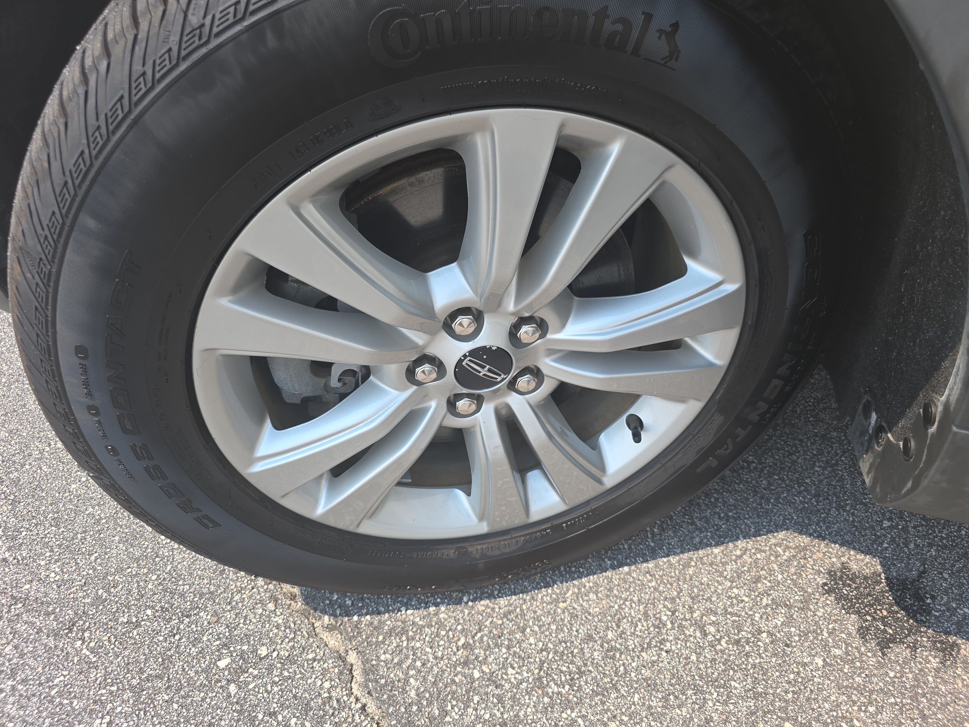 Used 2018 Lincoln MKX Premiere FWD image 32