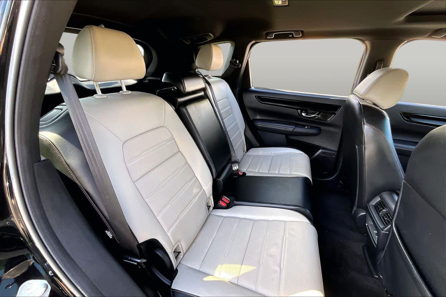 Used 2025 Honda CR-V Sport Touring image 21