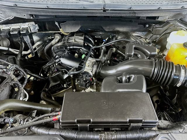 Used 2014 Ford F150 XLT w/ XLT Chrome Package image 30