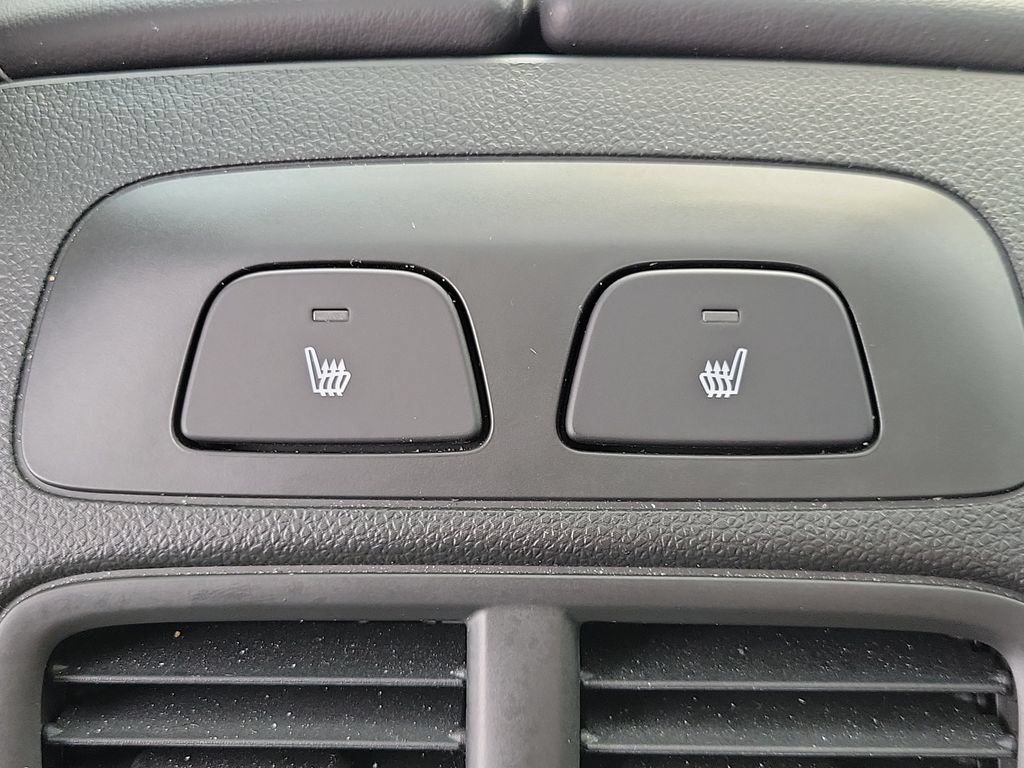 Used 2023 Buick Envision Avenir AWD/4WD image 15