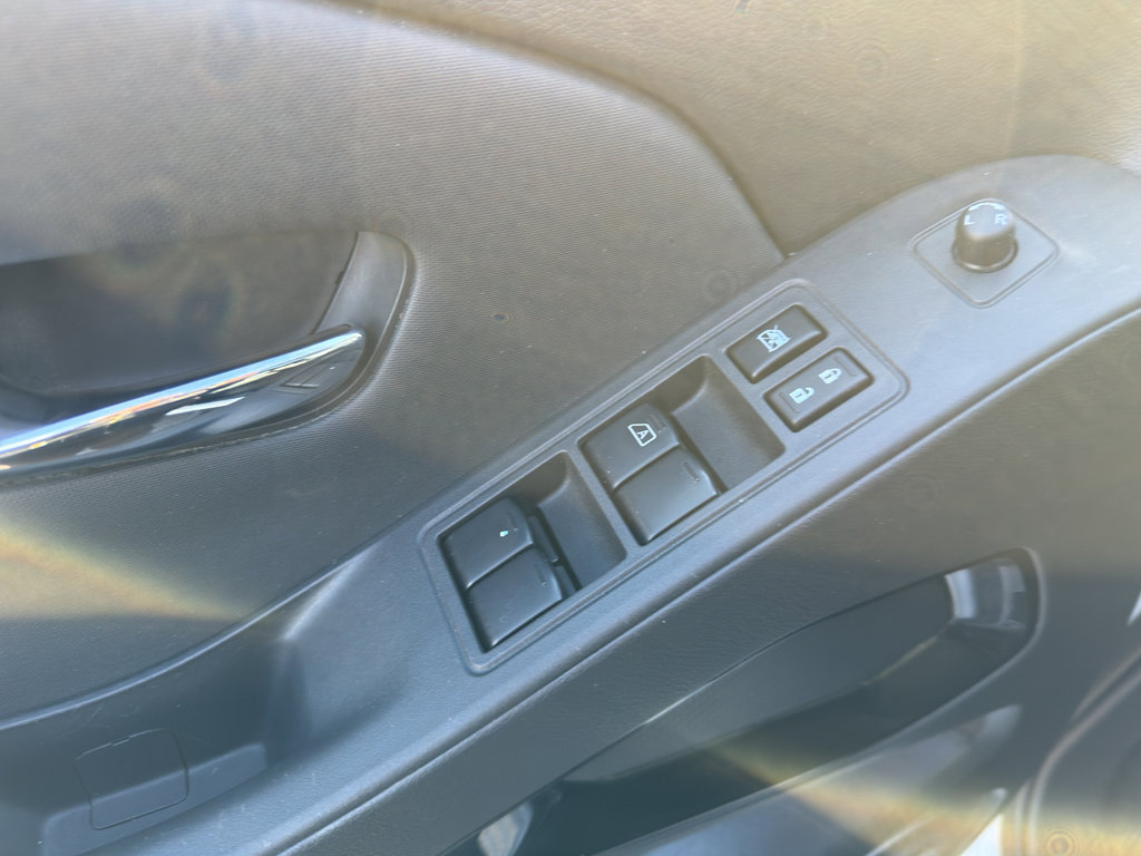 Certified 2022 Nissan Frontier PRO-4X w/ Pro-4X Premium Package image 12