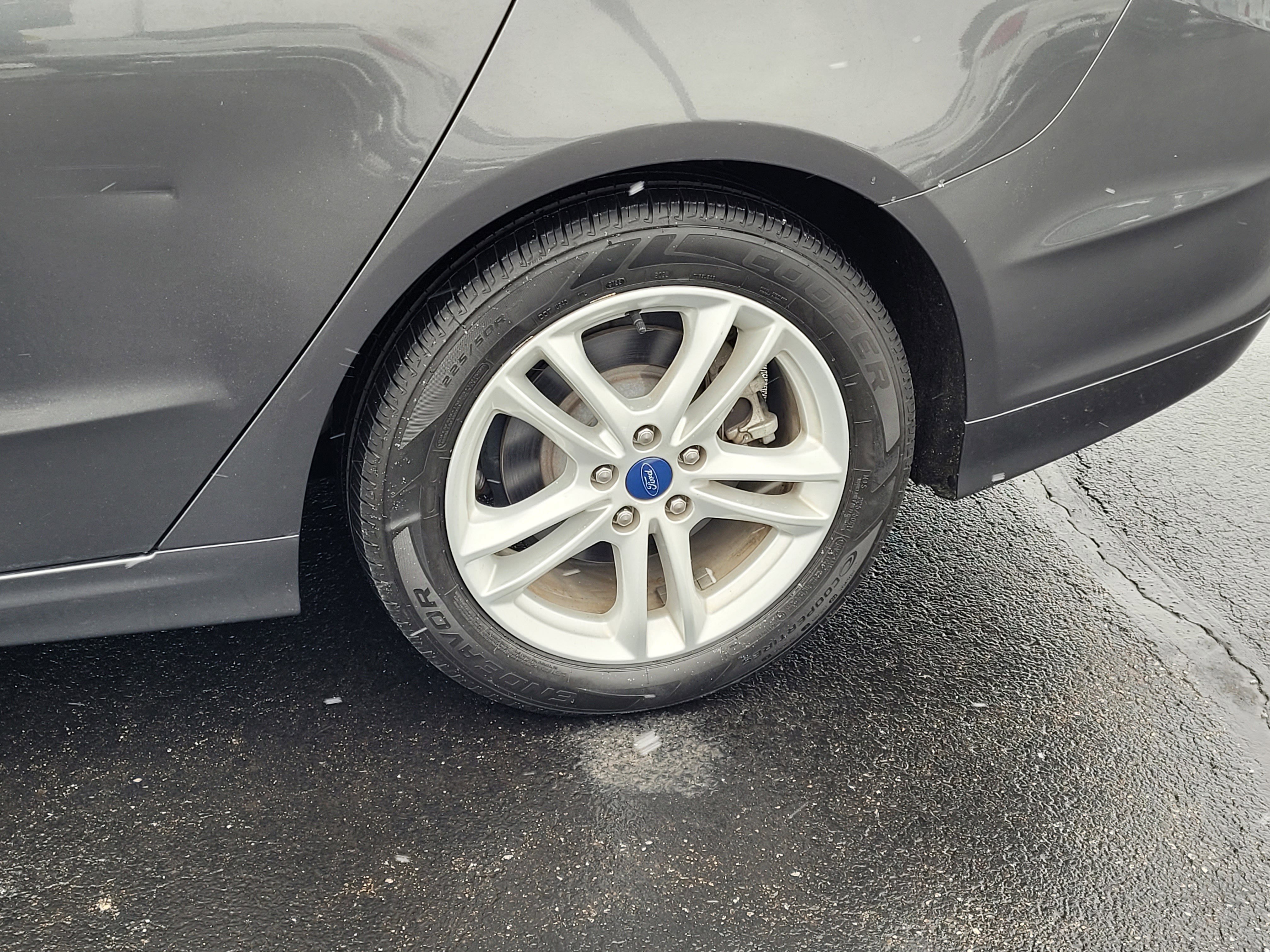 Used 2018 Ford Fusion S image 10