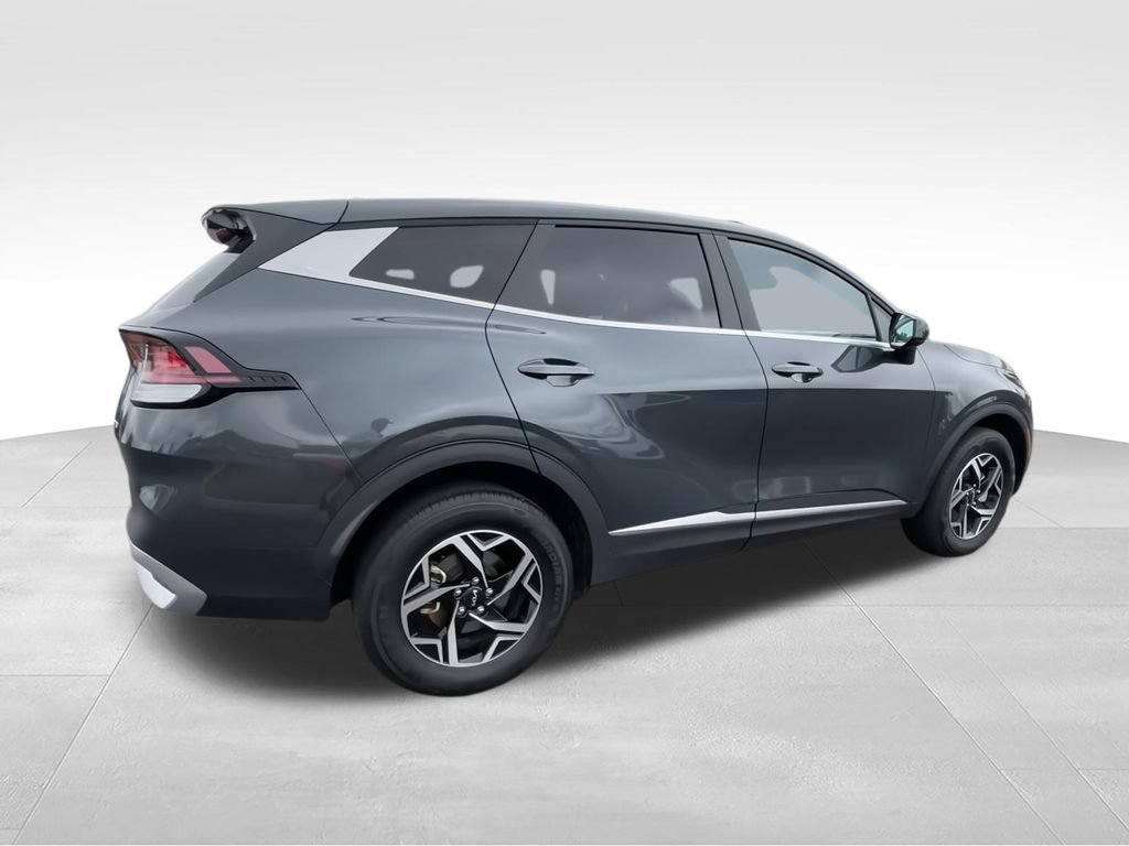 Used 2023 Kia Sportage LX AWD/4WD image 10