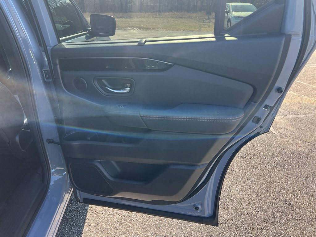 Certified 2025 Honda Pilot TrailSport image 28