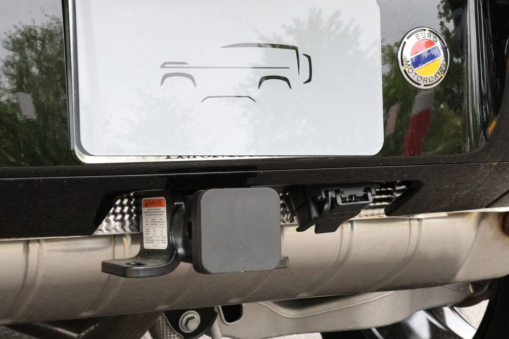 New 2026 Land Rover Defender 110 S AWD/4WD image 8
