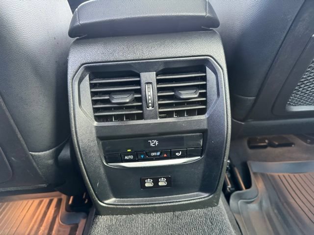 Used 2023 BMW 330i xDrive Sedan w/ Convenience Package AWD/4WD image 35