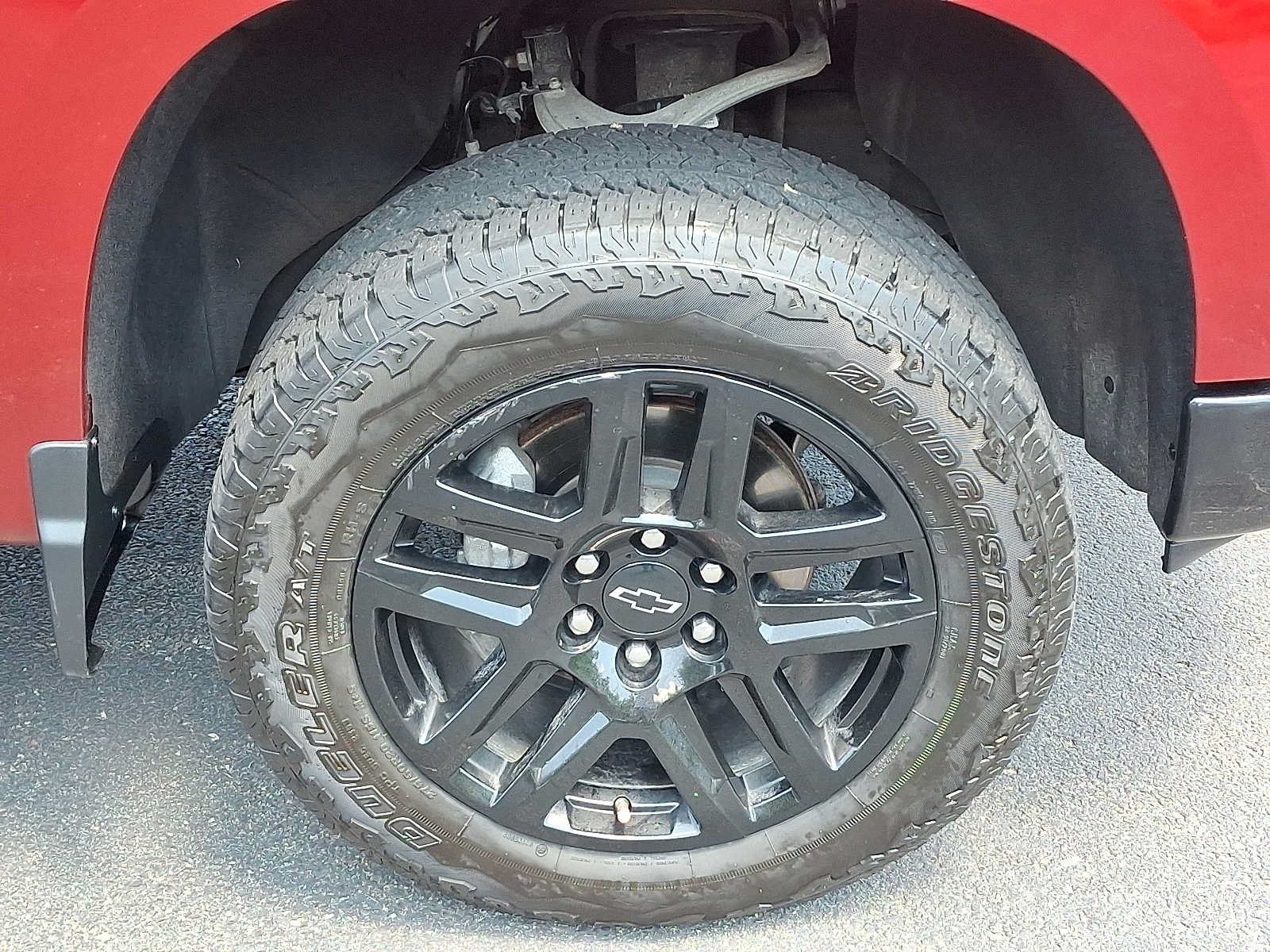 Used 2024 Chevrolet Silverado 1500 LT Trail Boss w/ Protection Package AWD/4WD image 8