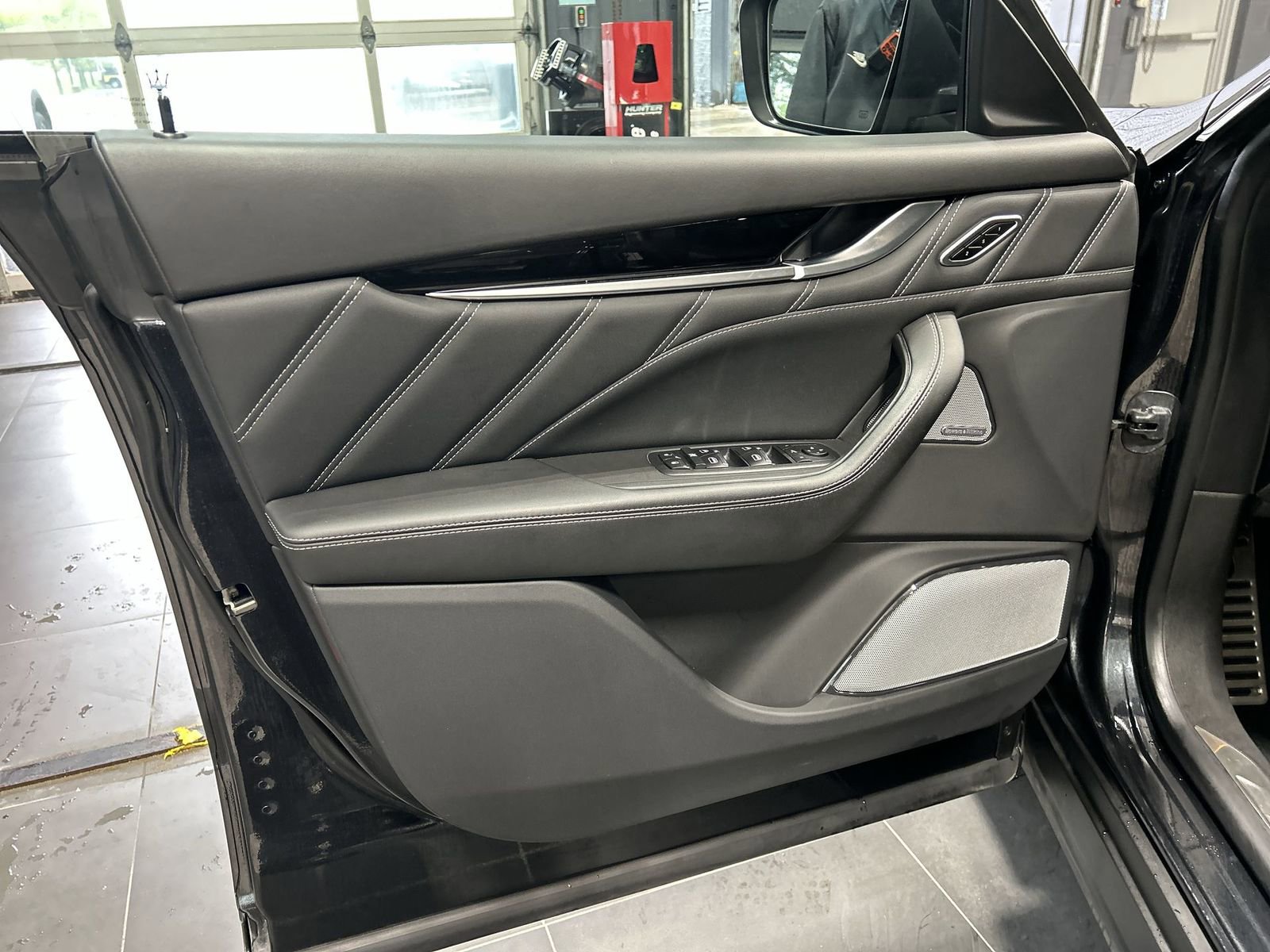 Used 2023 Maserati Levante Modena S AWD/4WD image 25