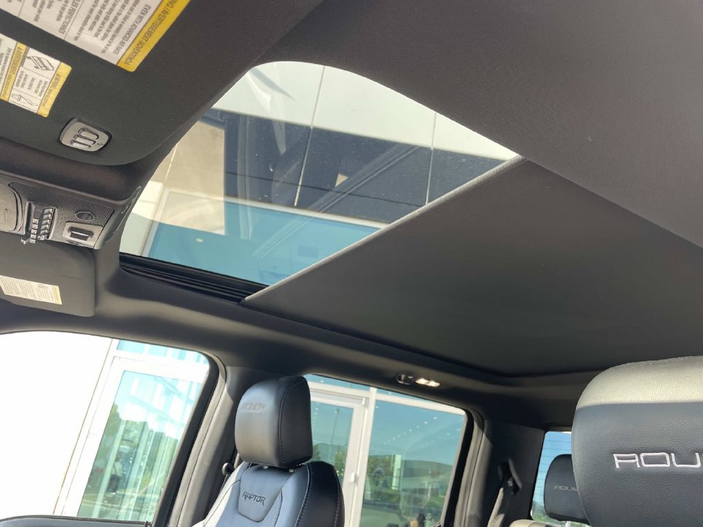 Used 2019 Ford F150 Raptor w/ Equipment Group 802A Luxury AWD/4WD image 19