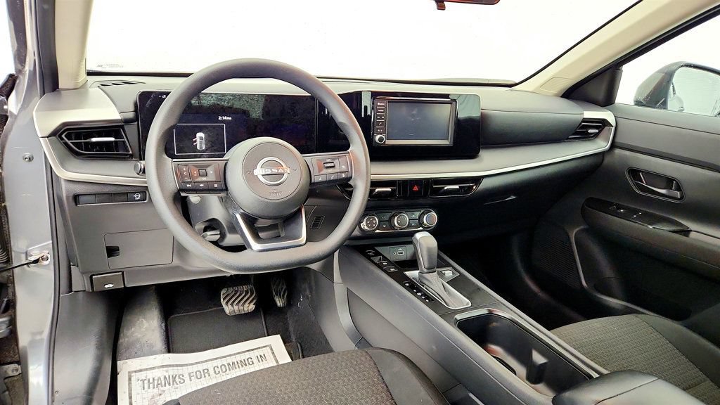 Used 2025 Nissan Kicks S FWD image 12