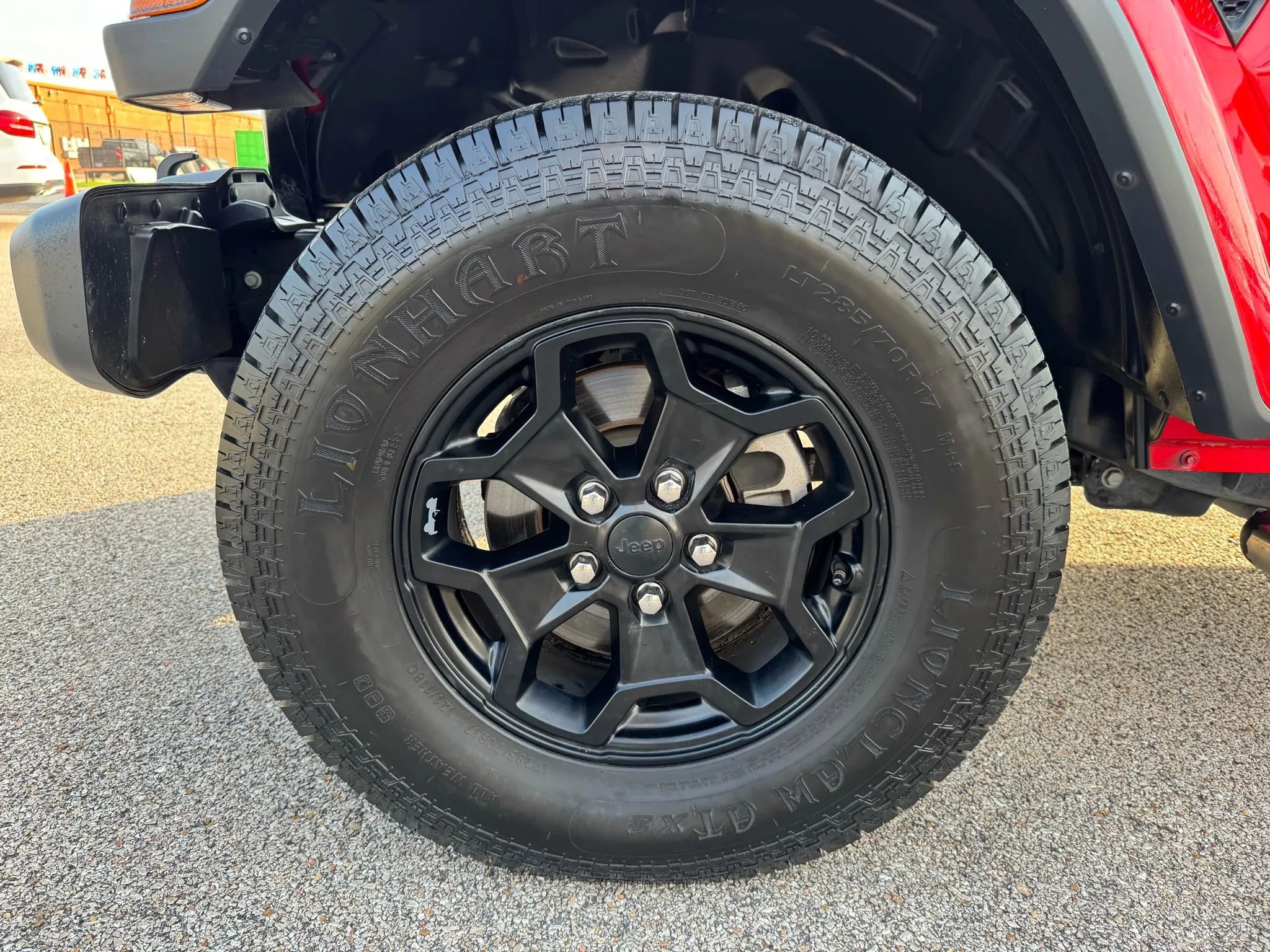 Used 2021 Jeep Gladiator Sport image 15