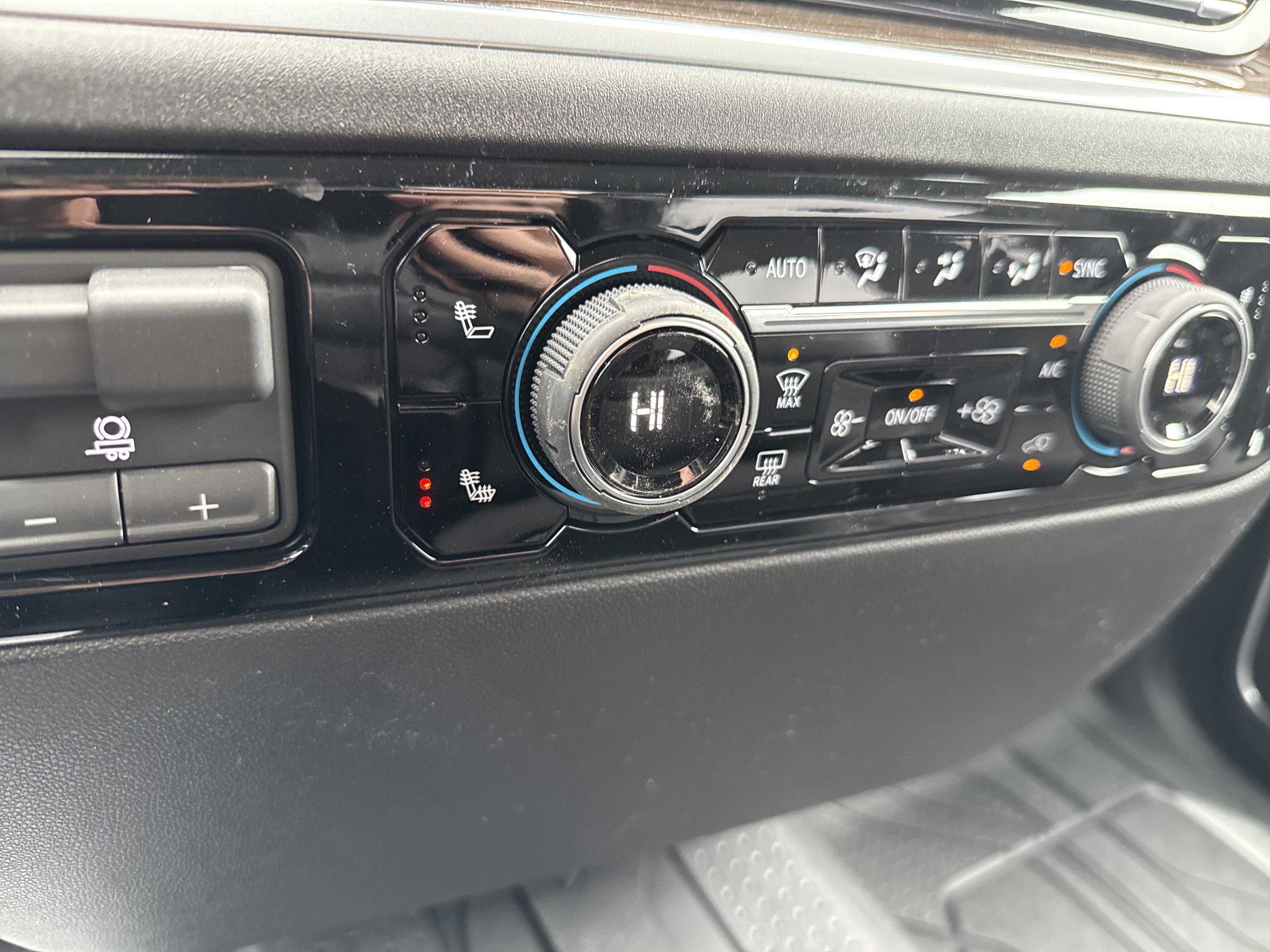 New 2026 Chevrolet Silverado 1500 LT image 28