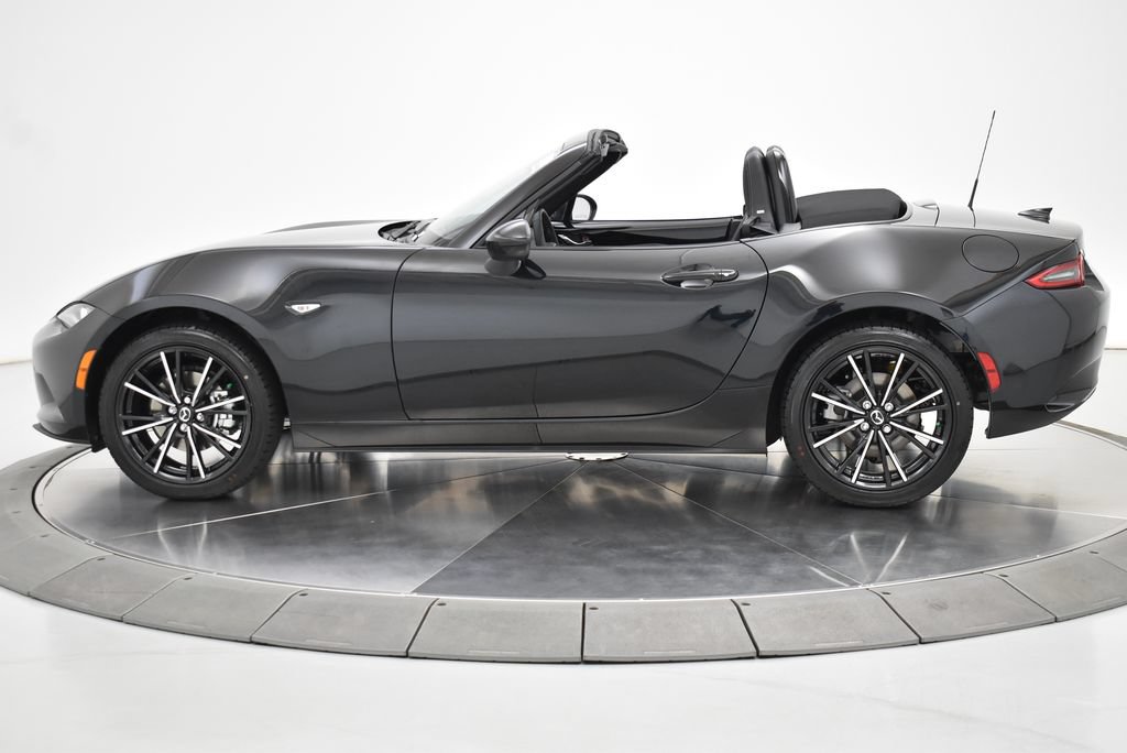 New 2026 MAZDA MX-5 Miata Grand Touring w/ Weather Package RWD image 17
